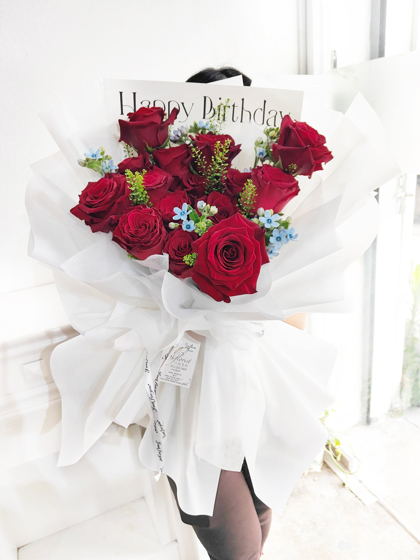 Ecuadorian Roses Bouquet Delivery in Sri Petaling