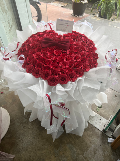 99-Stalks Red Suxing Soap Rose Bouquet SF15