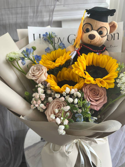 Graduation Bouquet - Kota Damansara