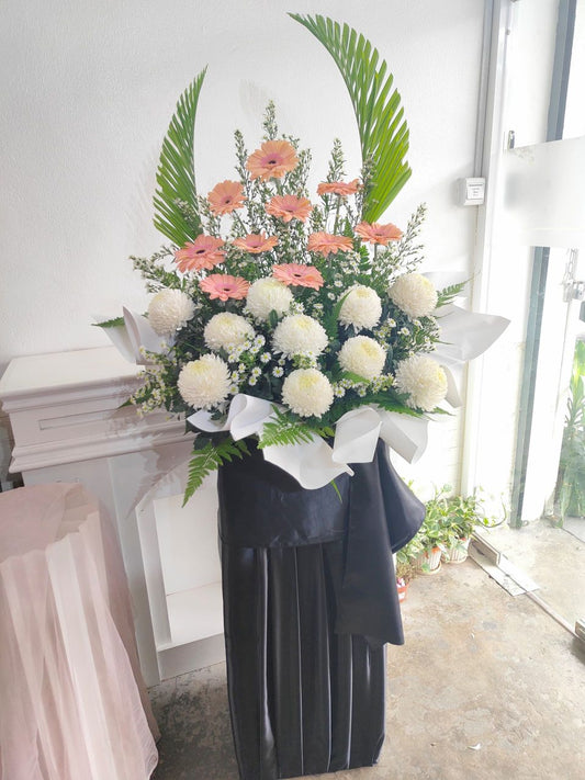 Xiao En Center Condolence Flowers | Delivery Service in Cheras