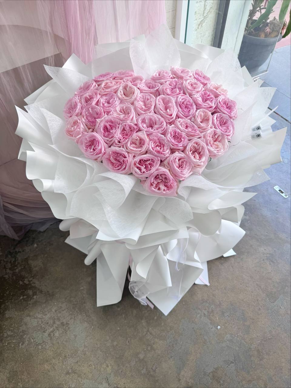 Pink Lychee Rose Bouquet - Delivery in Cheras