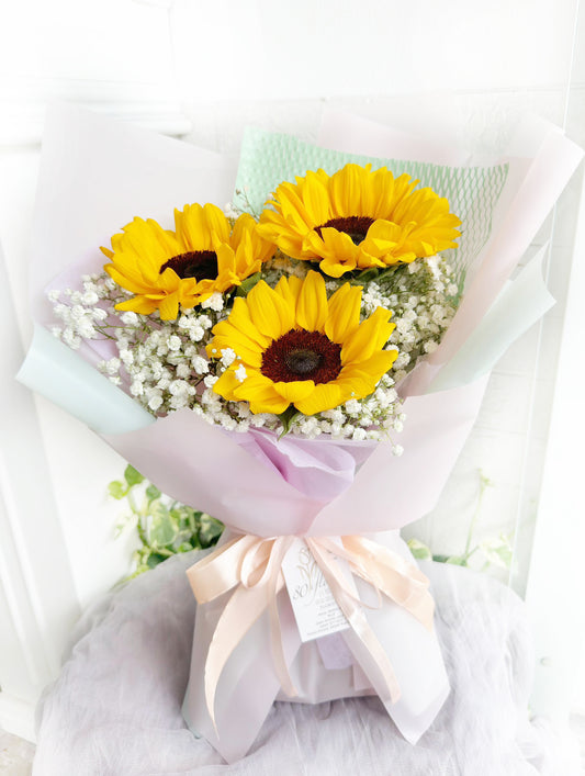 Simple Bouquet | Sunshine Embrace