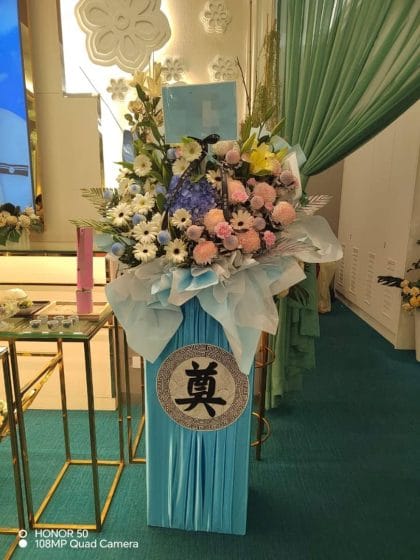 奠字蓝色往生站式花箱(白事花篮) - 巴生谷急单配送服务