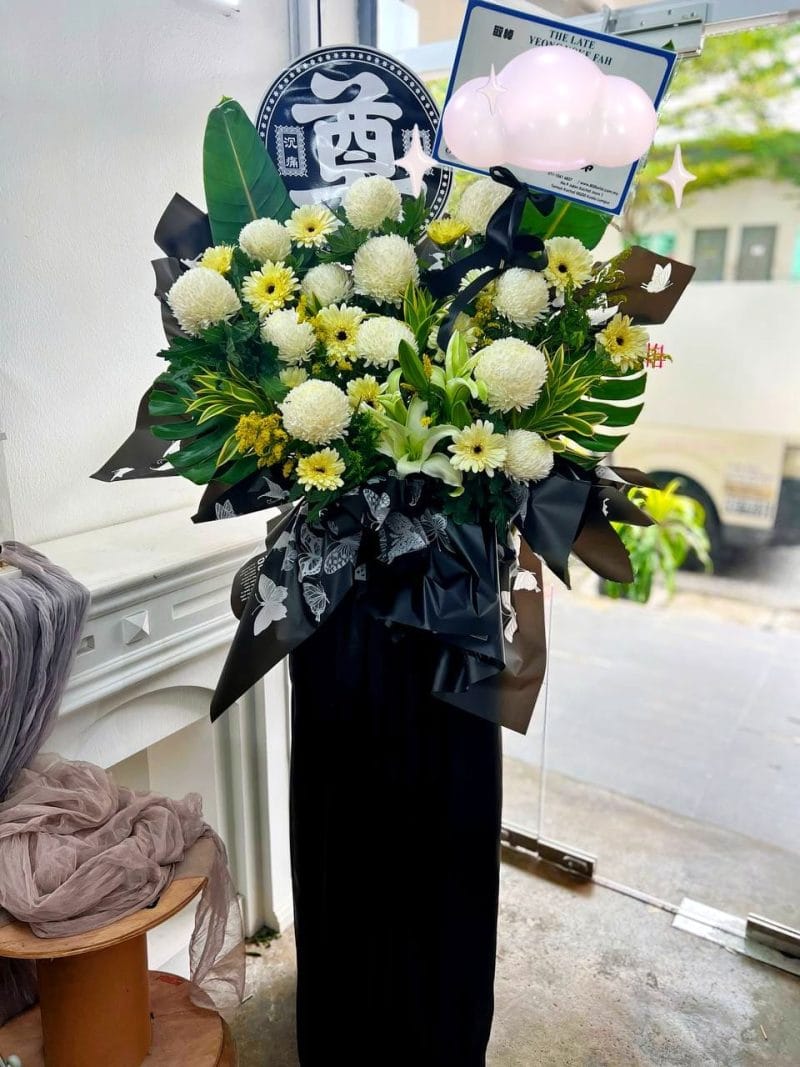 Funeral Flower Stand Delivery in Shah Alam