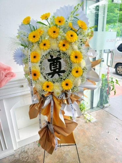 Funeral Condolences Floral Wreath 白事往生花圈