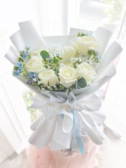 Fresh White Rose Bouquet – RF26