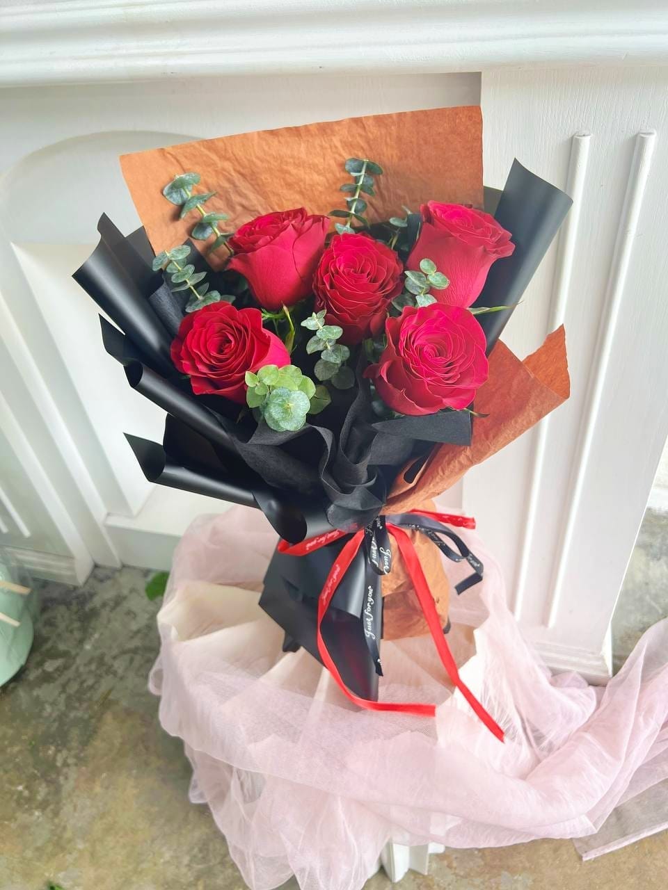 Fresh Red Rose Bouquet - 红玫瑰鲜花束