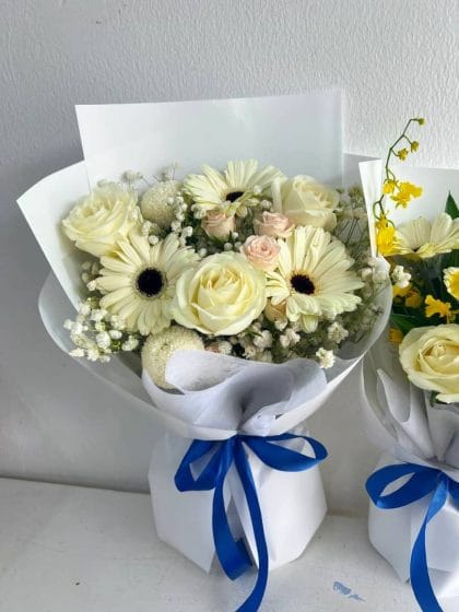 Lovely Tribute Bouquet – TB1